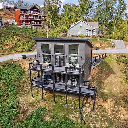 גטלינבורג Sunset Chalet Cabin מראה חיצוני תמונה