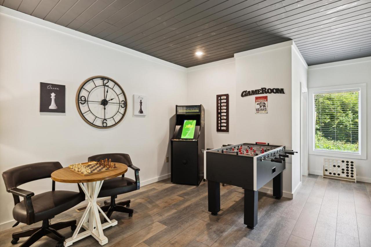 גטלינבורג Sunset Chalet Cabin מראה חיצוני תמונה
